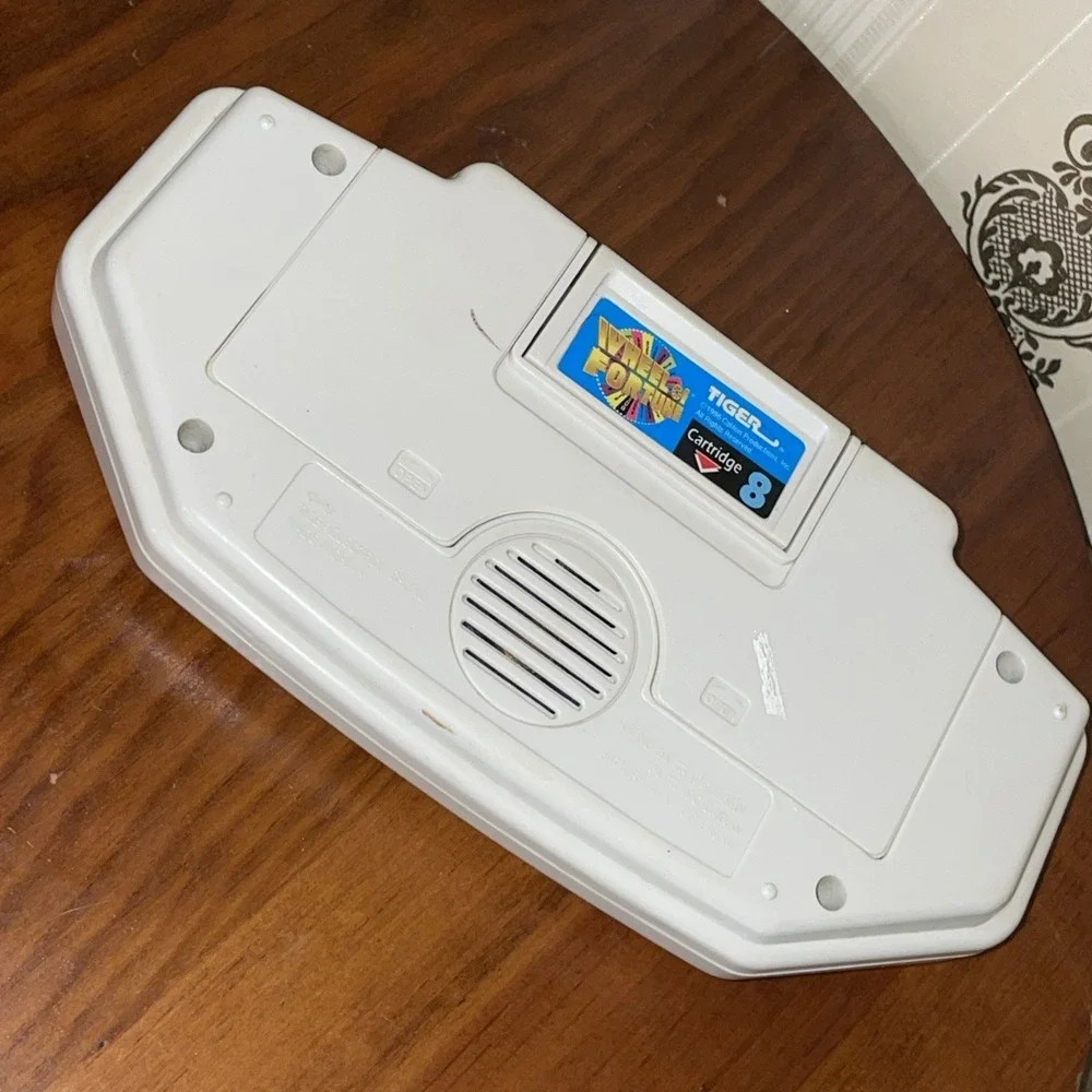 Vintage‎ 1996 Wheel of Fortune Tiger Electronic Handheld Game #8 Cartridge Works